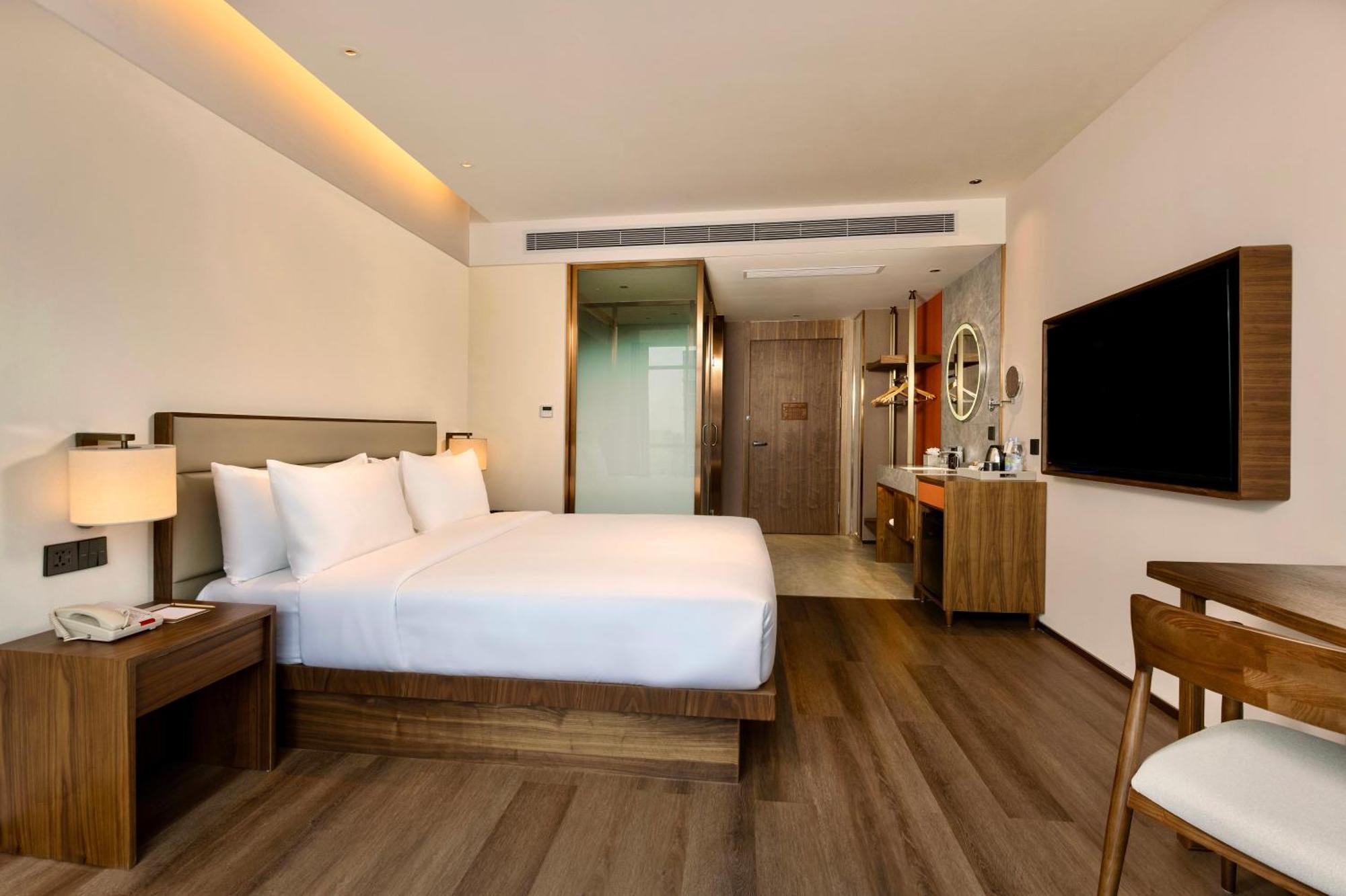 Model J Hotel Jakarta Soekarno - Hatta Airport Tangerang Exterior photo