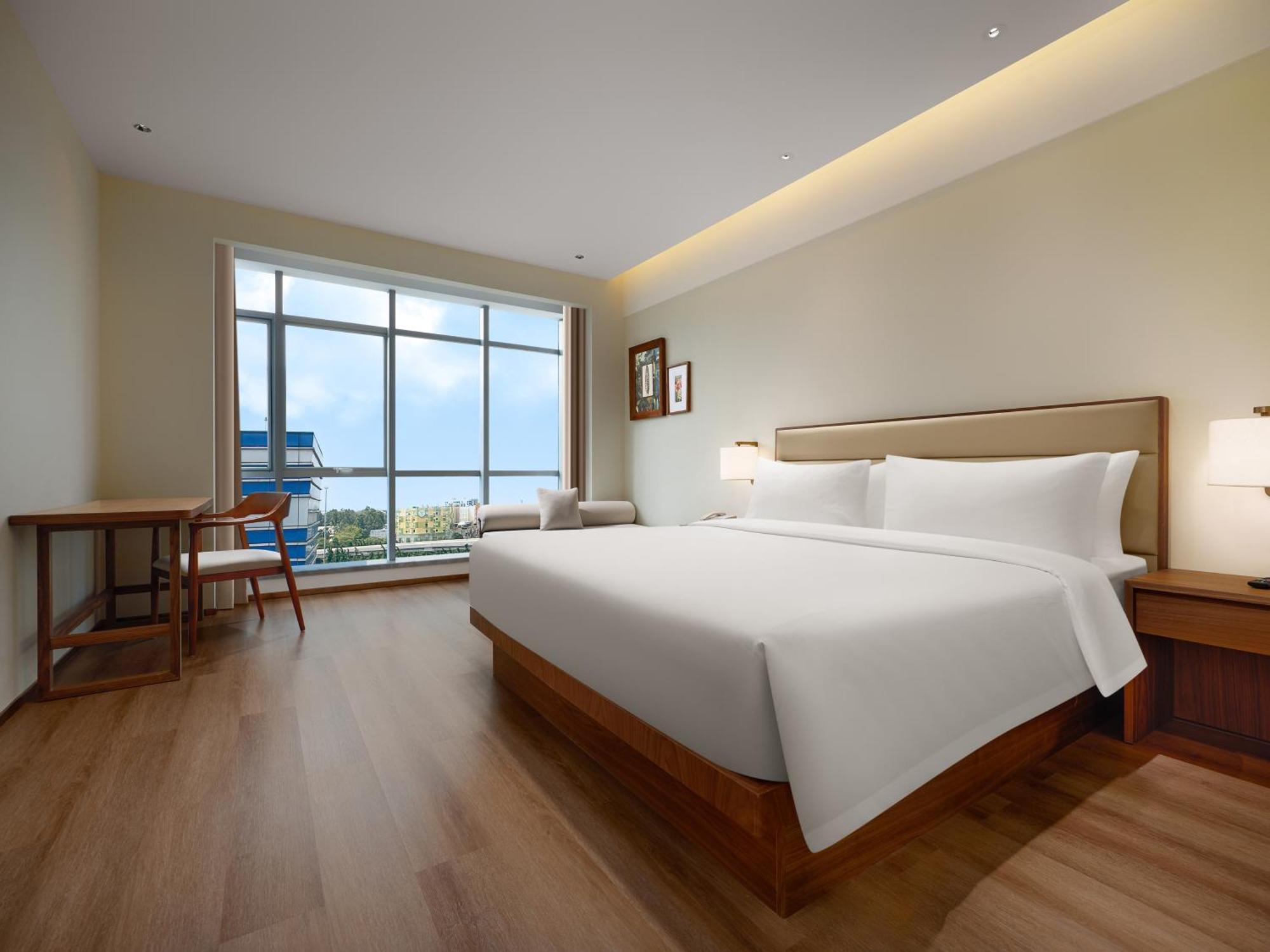 Model J Hotel Jakarta Soekarno - Hatta Airport Tangerang Exterior photo